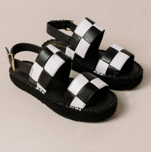 Alohas  Double Strap Black & White Leather Slingback Sandals Womens  US8.5-9 - Picture 2 of 8